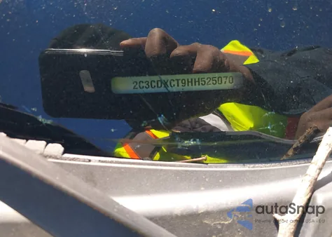 2017 Dodge Charger R/T Rwd z USA, uszkodzony, nr VIN 2C3CDXCT9HH525070